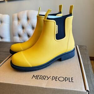 Merry People Women's Size 10 EU 41 Bobbi Ankle Rain Boot Gumboot Yellow Black
